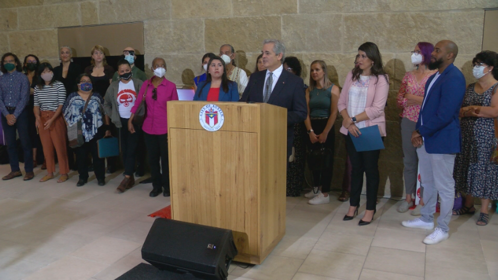 Municipio Austin aprueba programa de ingreso garantizado para 85 familias