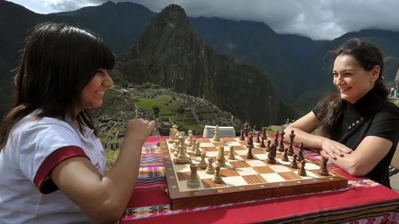Cómo Perú logró convertirse en potencia mundial del ajedrez escolar