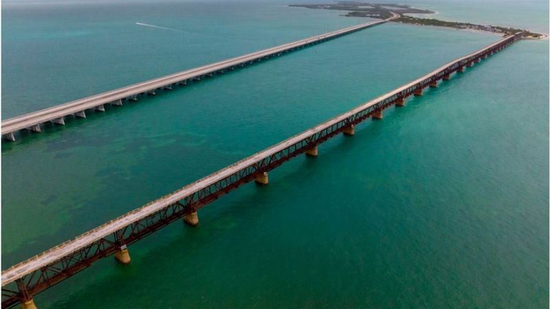 Overseas Highway: la maravilla de la ingeniería flotante que atraviesa 44 islas (y que cambió para siempre al estado de Florida)